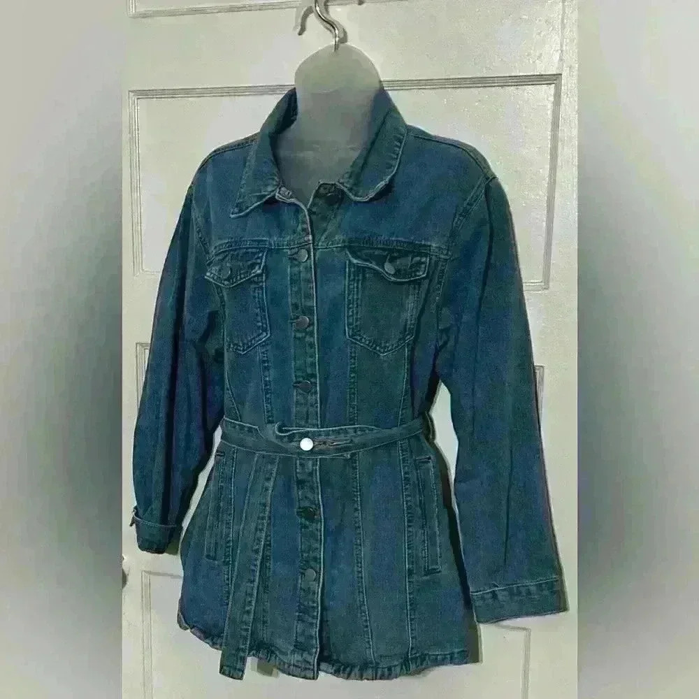 Main‎ Strip Boutique Belted Denim Jacket Size Medium